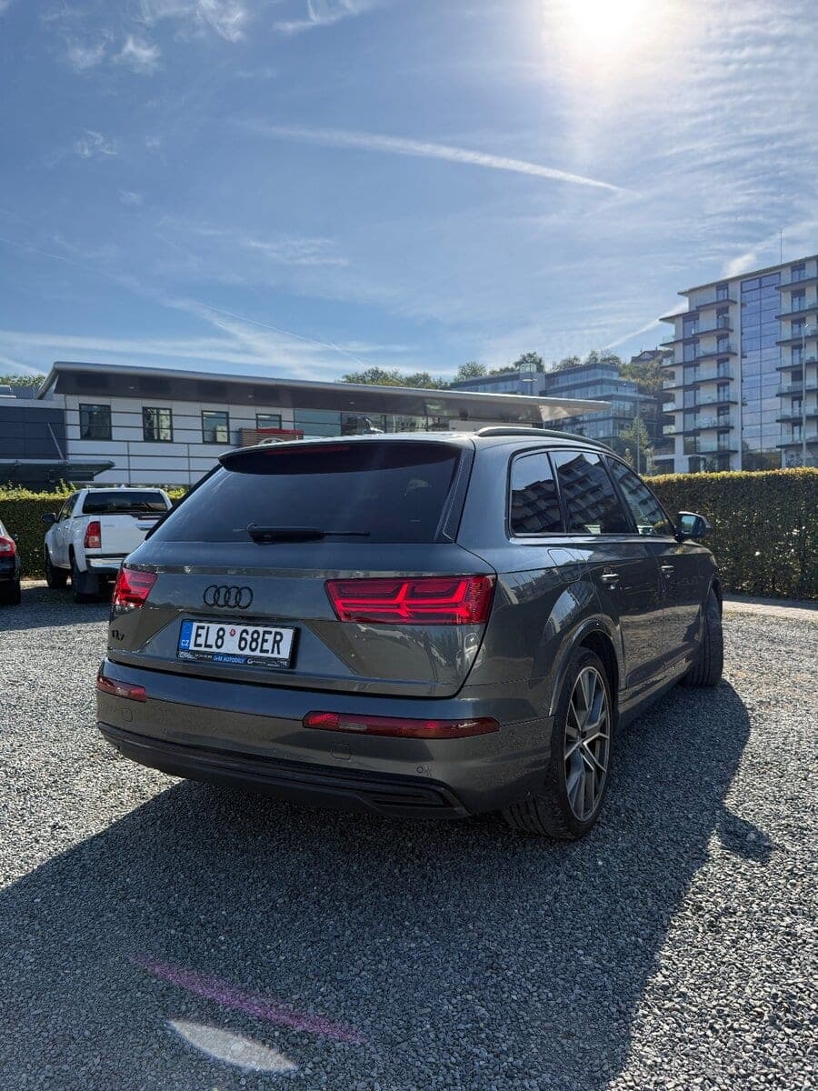Audi q7 e-tron, 2016, 210 000 km — 7